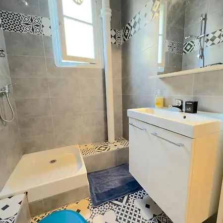 600m Port, Tramway, Clim, Wifi Nice