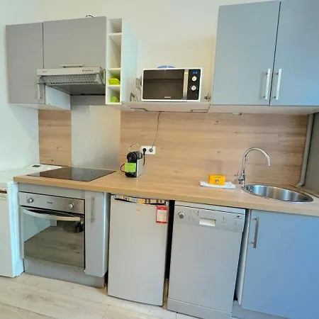 600m Port, Tramway, Clim, Wifi *