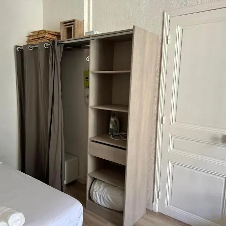 Apartamento 600m Port, Tramway, Clim, Wifi Nice